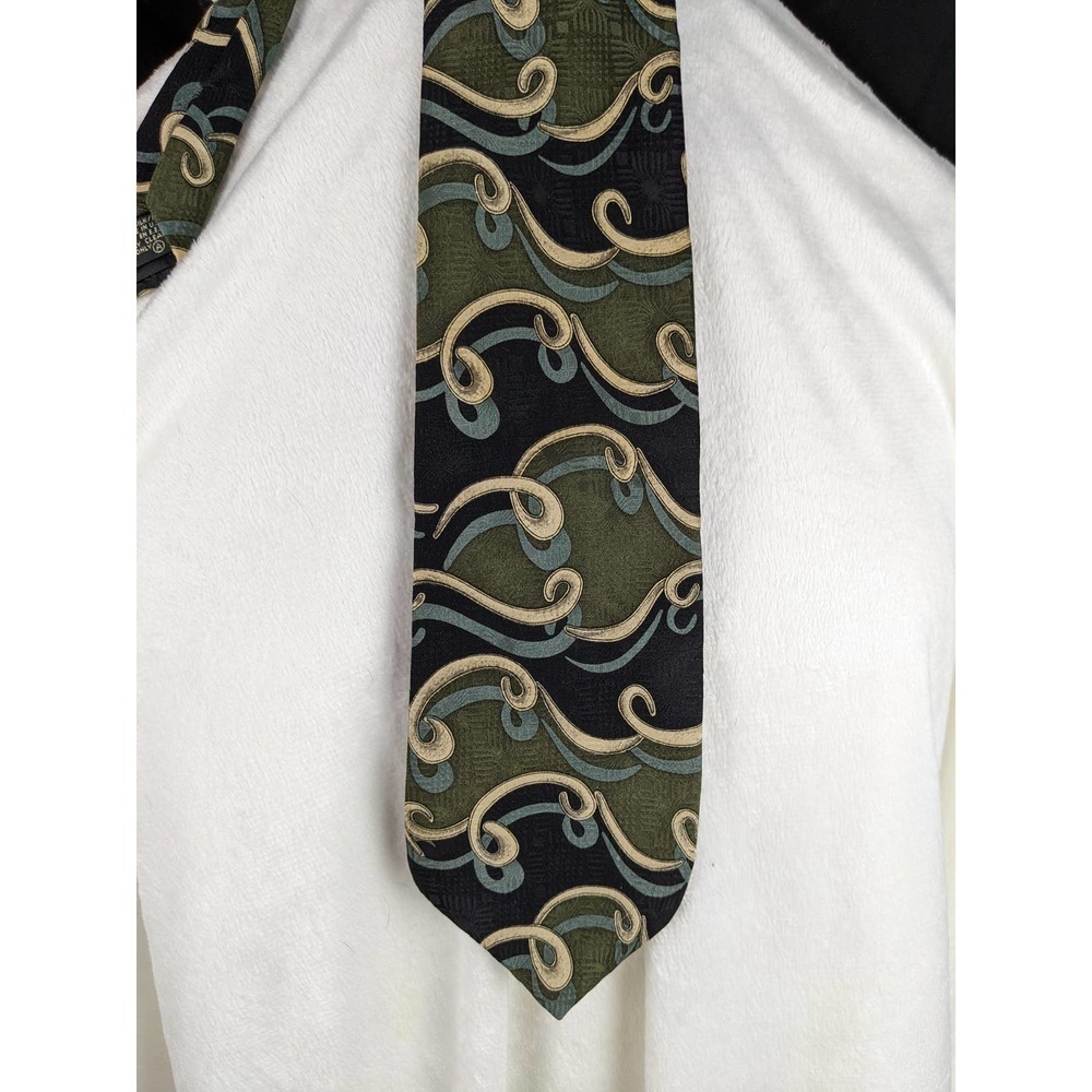 Cellini Tie 100% Silk Tie - Picture 4 of 5
